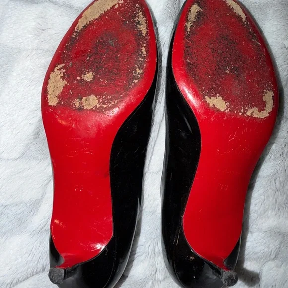 👠 CHRISTIAN LOUBOUTIN Pretty, black patent leather Open-Toe Women's Shoes 38